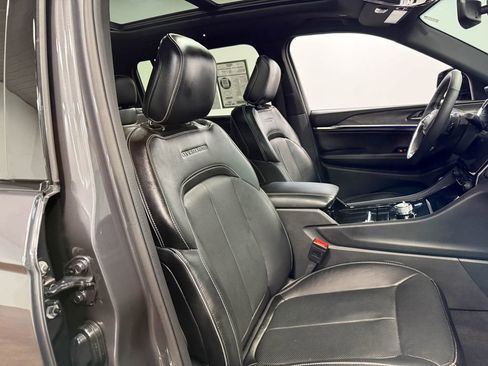 Used 2024 Jeep Grand Cherokee L Overland w/ Trailer Tow Package image 64