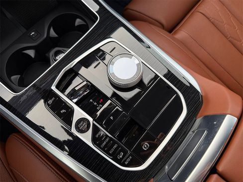 Used 2025 BMW X5 xDrive40i image 26