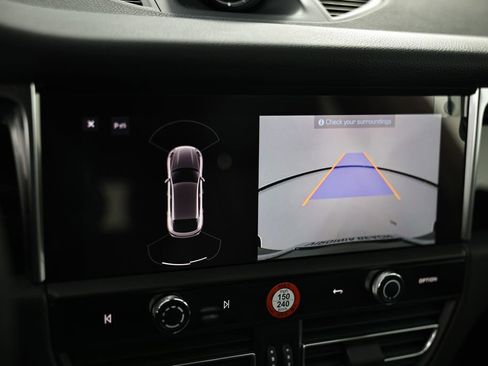 New 2026 Porsche Macan S image 39