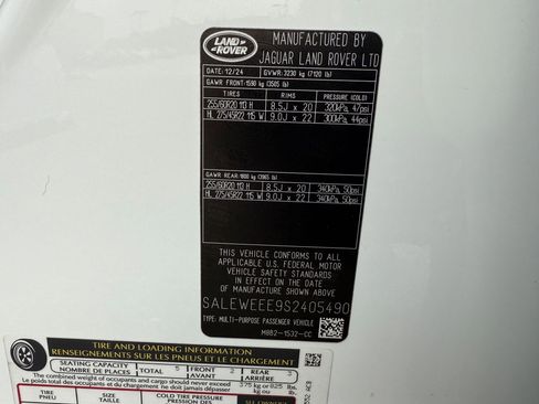 Used 2025 Land Rover Defender 110 V8 image 20