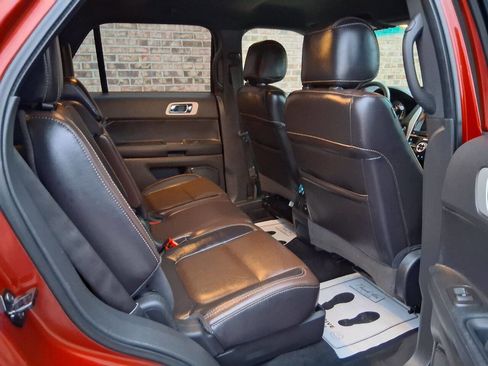 Used 2013 Ford Explorer Sport image 12