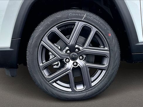 New 2026 Jeep Compass Latitude image 8