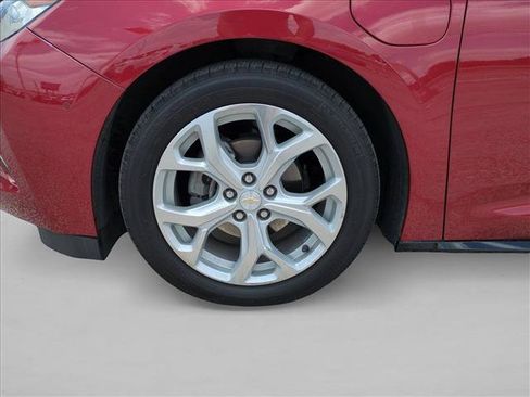 Used 2019 Chevrolet Volt Premier w/ Driver Confidence II Package FWD image 24