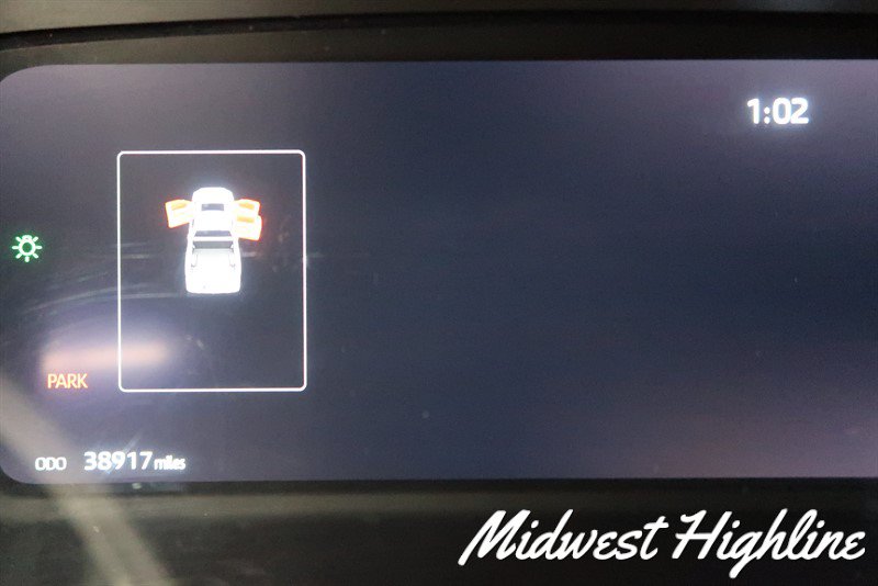 Used 2023 Toyota Tundra Platinum w/ Advanced Package AWD/4WD image 33