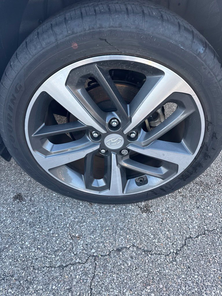 Used 2021 Hyundai Kona Limited FWD image 7