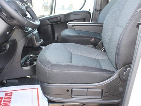 New 2024 RAM ProMaster 2500 w/ Quick Order Package 22H SLT+ image 18