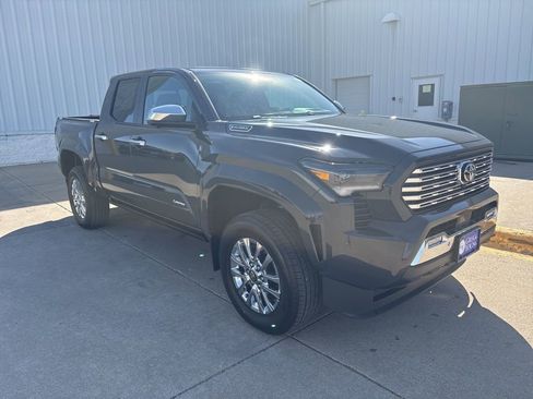 New 2026 Toyota Tacoma Limited image 4