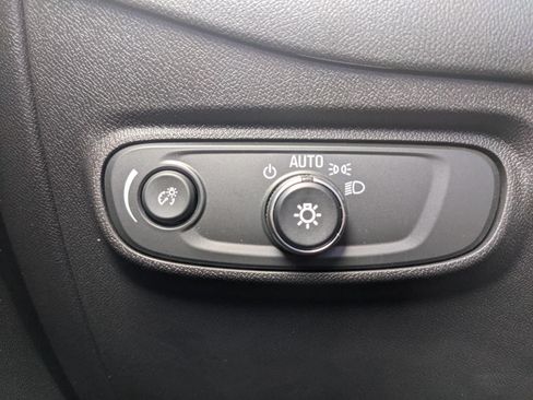 Used 2024 Chevrolet Equinox LT AWD/4WD image 12