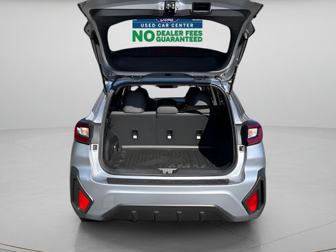 Used 2024 Subaru Crosstrek 2.0i Premium AWD/4WD image 11