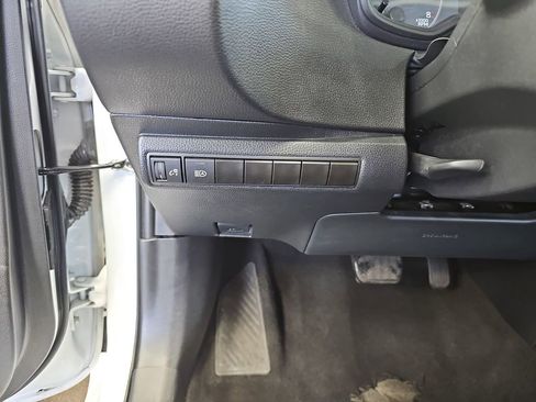 Used 2024 Toyota Corolla LE image 24