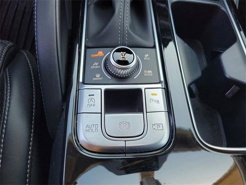 Used 2024 Kia Telluride SX Prestige image 27