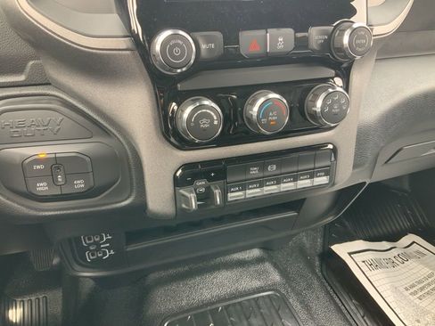 New 2026 RAM 5500 Tradesman w/ Chrome Appearance Group AWD/4WD image 29