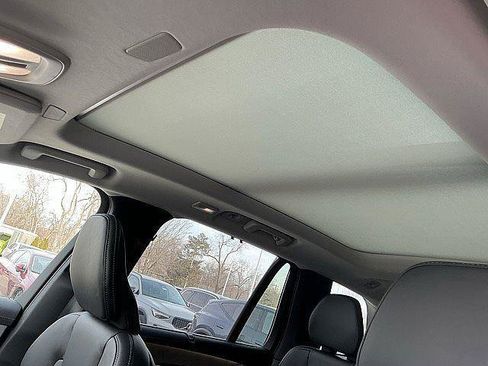 New 2026 Volvo XC90 T8 Ultra w/ Protection Package Premier AWD/4WD image 17