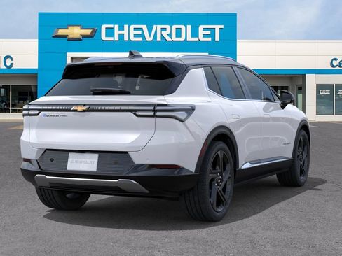 New 2026 Chevrolet Equinox EV LT w/ Convenience Package II AWD/4WD image 6