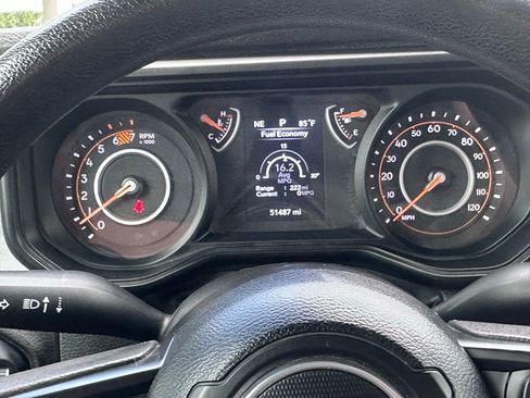 Used 2024 Jeep Wrangler Sport image 27