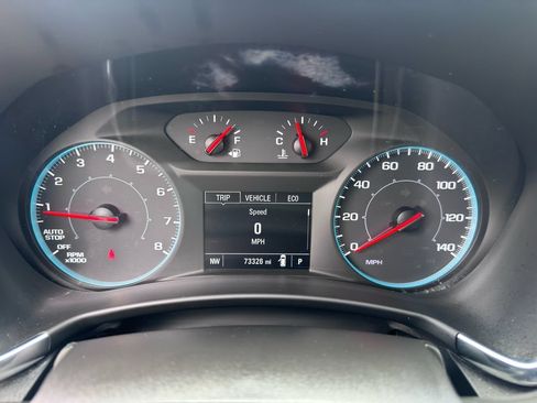 Used 2021 Chevrolet Equinox LS w/ LS Convenience Package FWD image 19