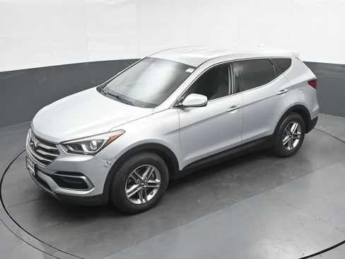 Used 2017 Hyundai Santa Fe Sport FWD image 36