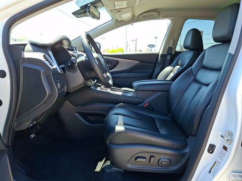 Certified 2024 Nissan Murano SV w/ SV Midnight Edition Package AWD/4WD image 12