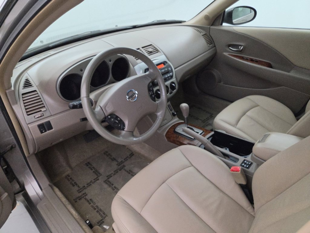 Used 2004 Nissan Altima 2.5 SL FWD image 24