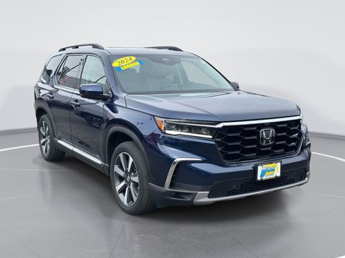 Used 2023 Honda Pilot Elite image 2