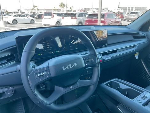 New 2026 Kia EV9 Light image 9