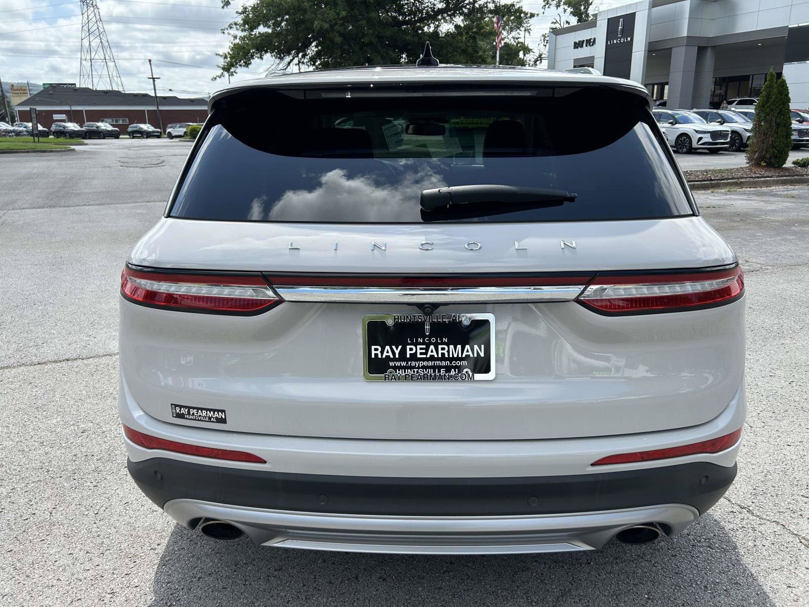Used 2022 Lincoln Corsair AWD w/ Premium Package image 6