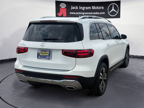 Certified 2025 Mercedes-Benz GLB 250 image 5
