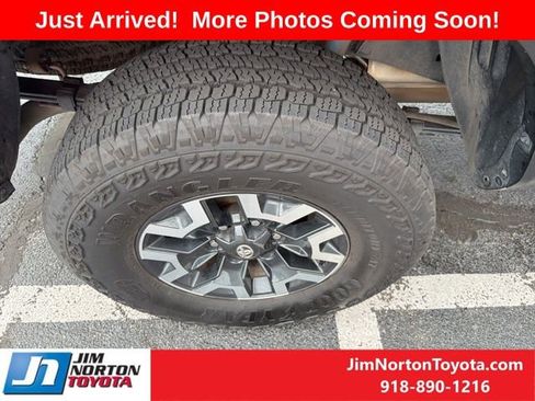 Used 2023 Toyota Tacoma TRD Off-Road RWD image 9