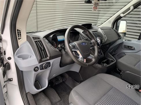 Used 2019 Ford Transit 150 XLT image 28