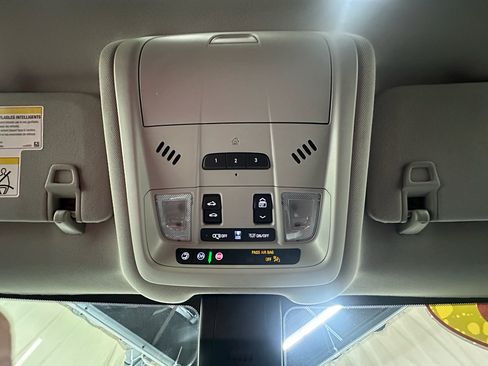 Used 2023 GMC Terrain SLT w/ Infotainment Package II AWD/4WD image 37