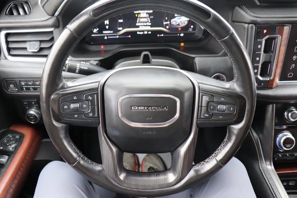 Used 2023 GMC Yukon XL Denali Ultimate AWD/4WD image 38