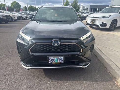 Used 2023 Toyota RAV4 SE w/ Weather & Moonroof Package AWD/4WD image 4
