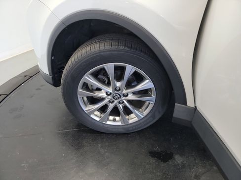 Used 2016 Toyota RAV4 Limited AWD/4WD image 30