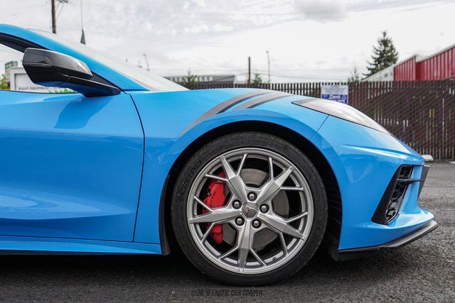 Used 2021 Chevrolet Corvette Stingray Premium Conv w/ Z51 Performance Package RWD image 11