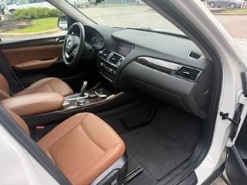 Used 2017 BMW X3 xDrive35i AWD/4WD image 4