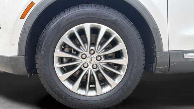 Used 2016 Lincoln MKX Select w/ Select Plus Package FWD image 41