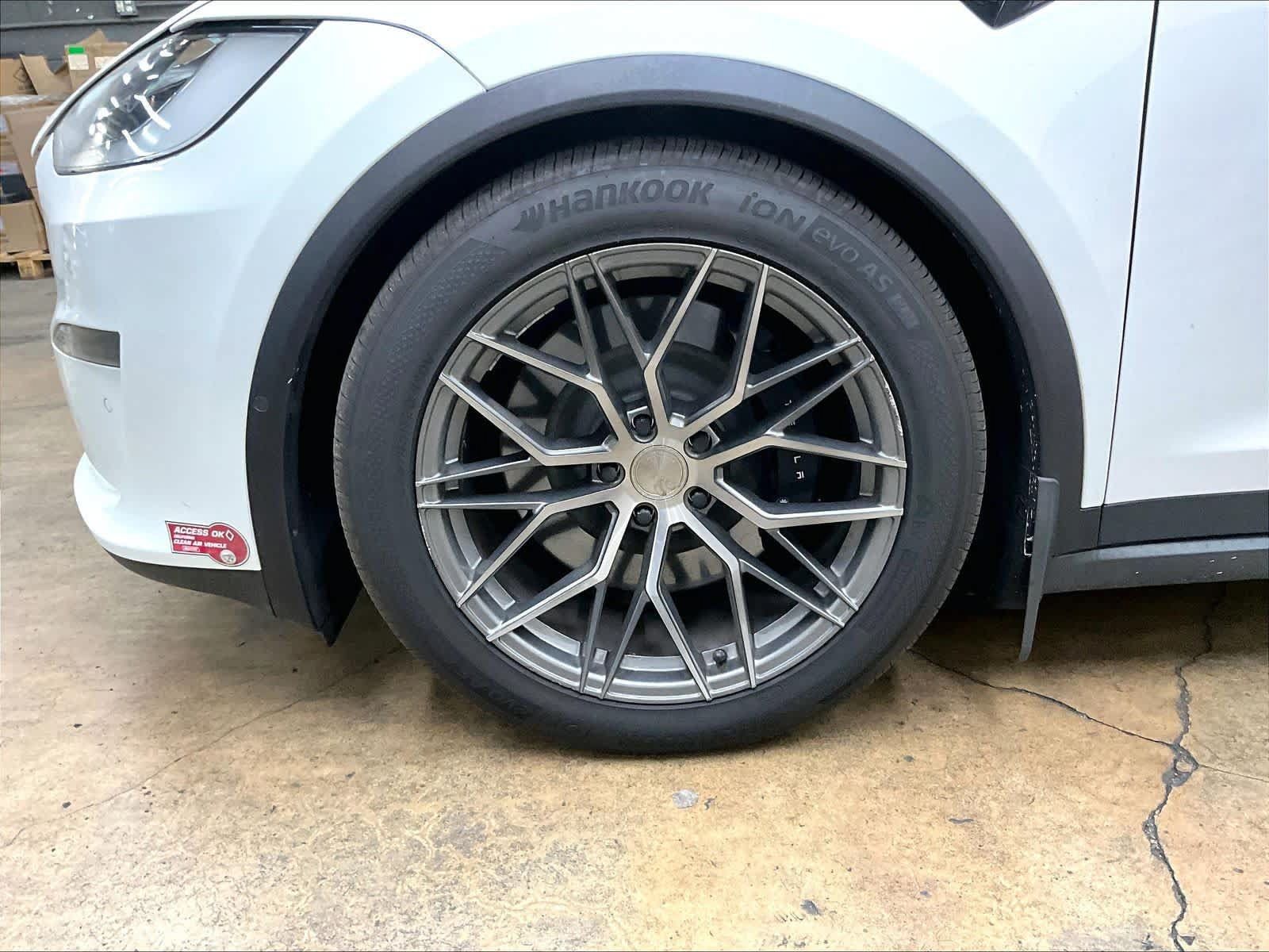 Used 2022 Tesla Model X AWD/4WD image 11