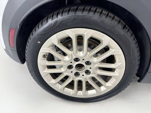 New 2026 MINI Cooper 2-Door Hardtop FWD image 31