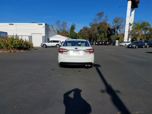 Used 2023 Subaru Impreza 2.0i image 6