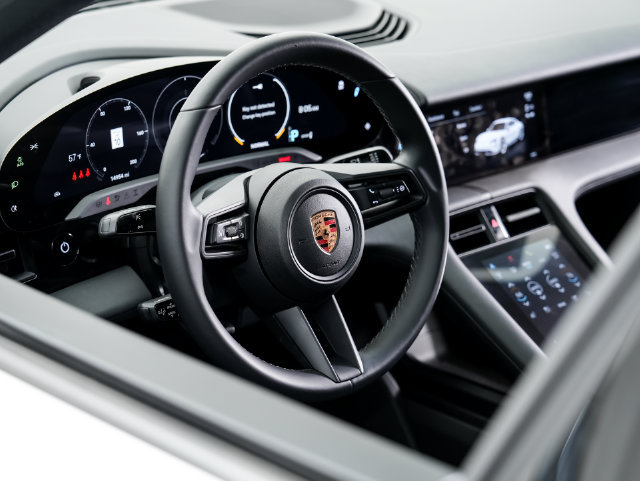 Certified 2023 Porsche Taycan RWD image 9
