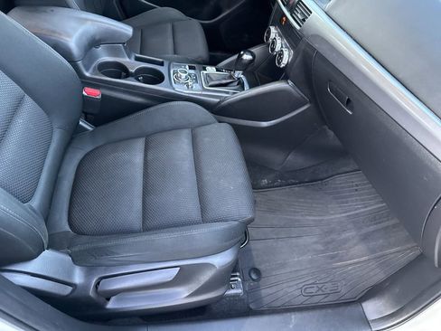 Used 2016 MAZDA CX-5 Touring image 12