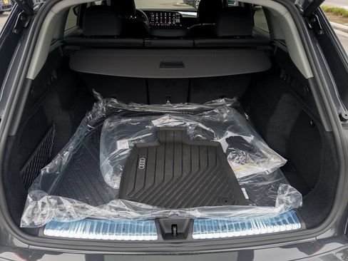 Certified 2025 Audi Q5 Premium w/ Convenience Package AWD/4WD image 30