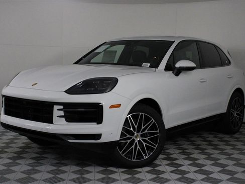 New 2026 Porsche Cayenne image 1