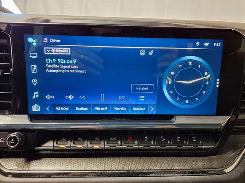 Used 2022 Chevrolet Silverado 1500 ZR2 w/ Technology Package image 13