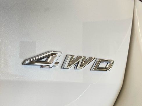 New 2025 Ford Explorer Active w/ Active Comfort Package image 8