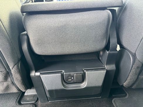 Certified 2022 Ford F150 XLT w/ Equipment Group 302A High image 21