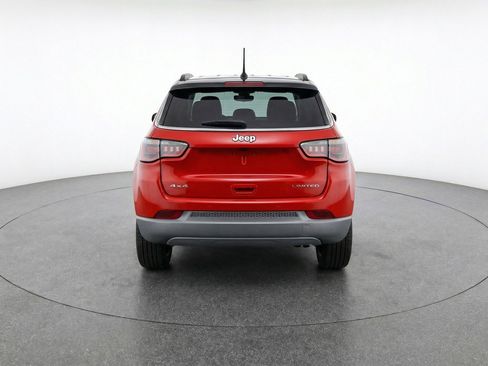 Used 2025 Jeep Compass Limited AWD/4WD image 7