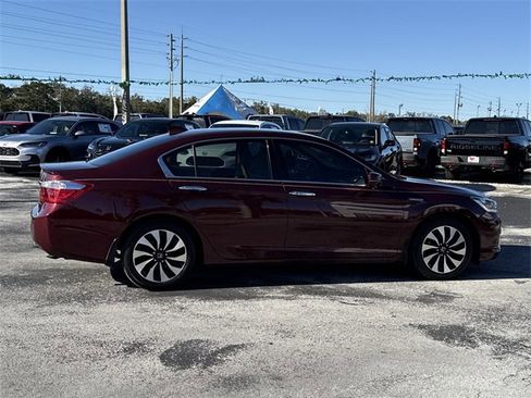 Used 2014 Honda Accord Base image 5