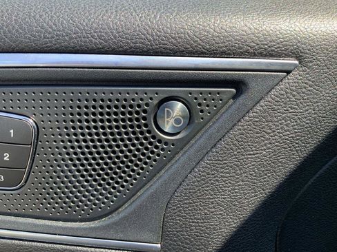 Used 2024 Ford Edge Titanium image 24