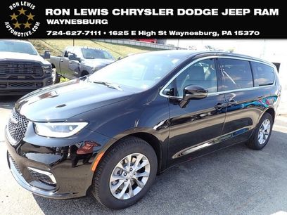 New 2026 Chrysler Pacifica Select